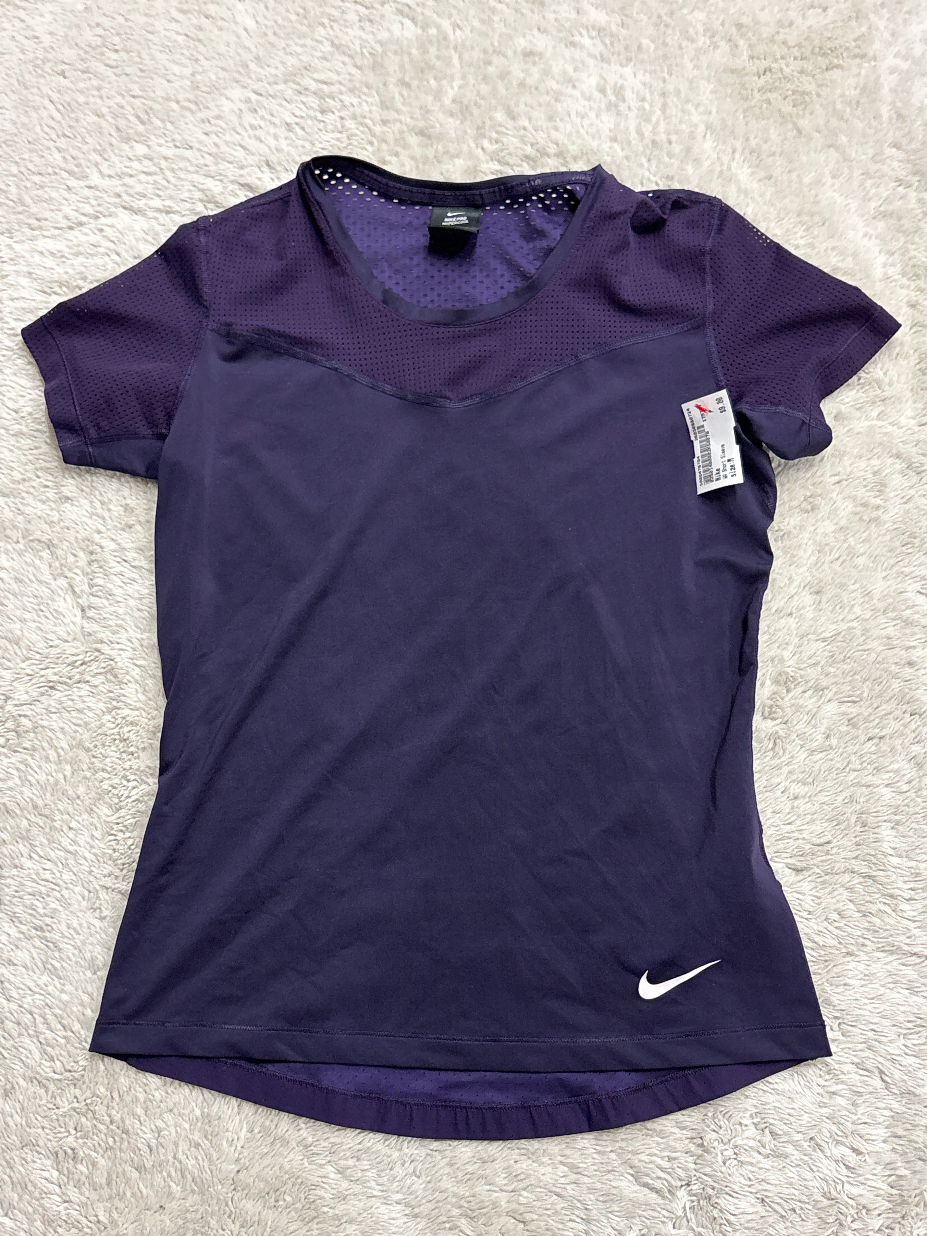 Nike short sleeve