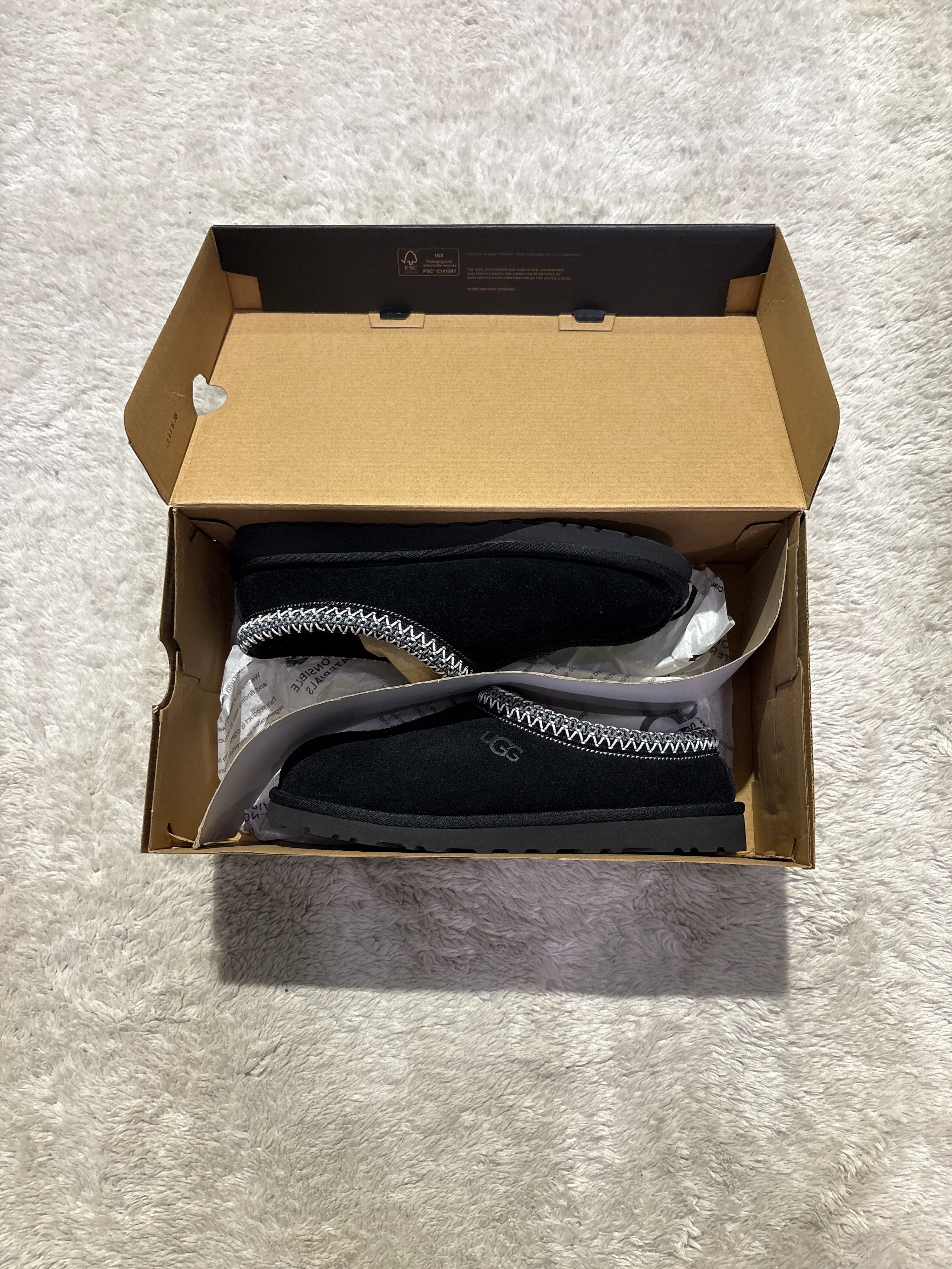 UGG Tasman