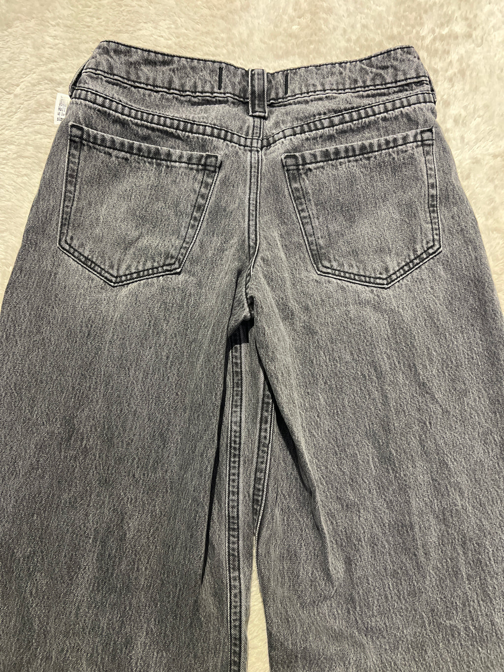 Hollister Low-Rise Super Baggy Jeans
