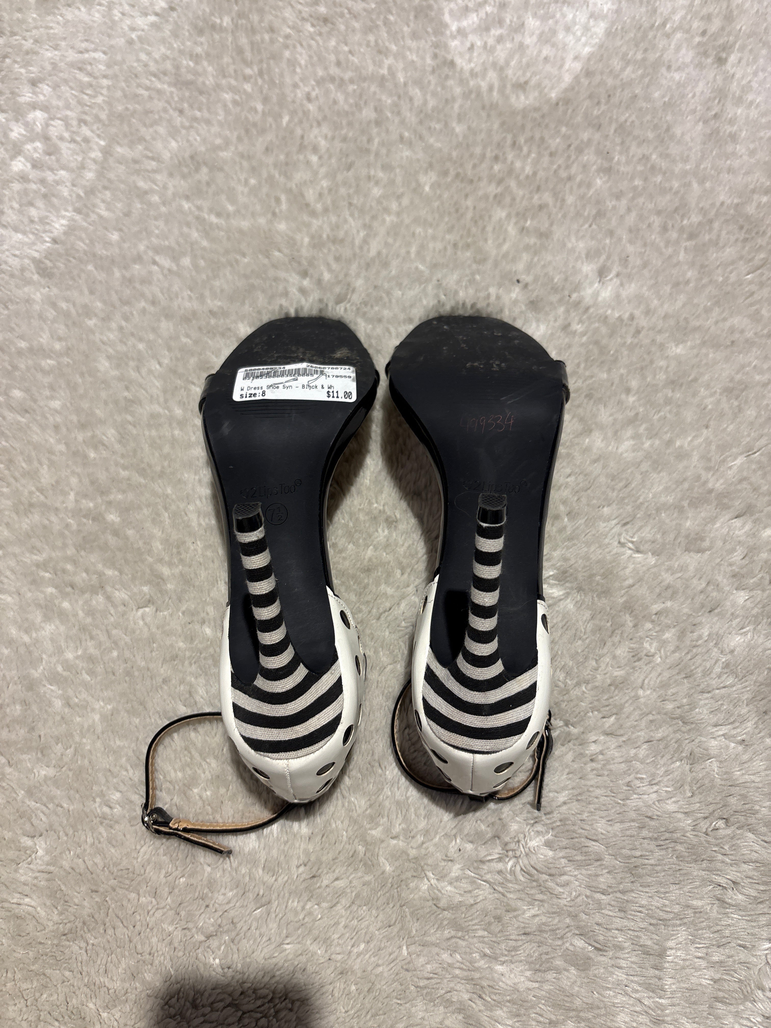 Patterned heels