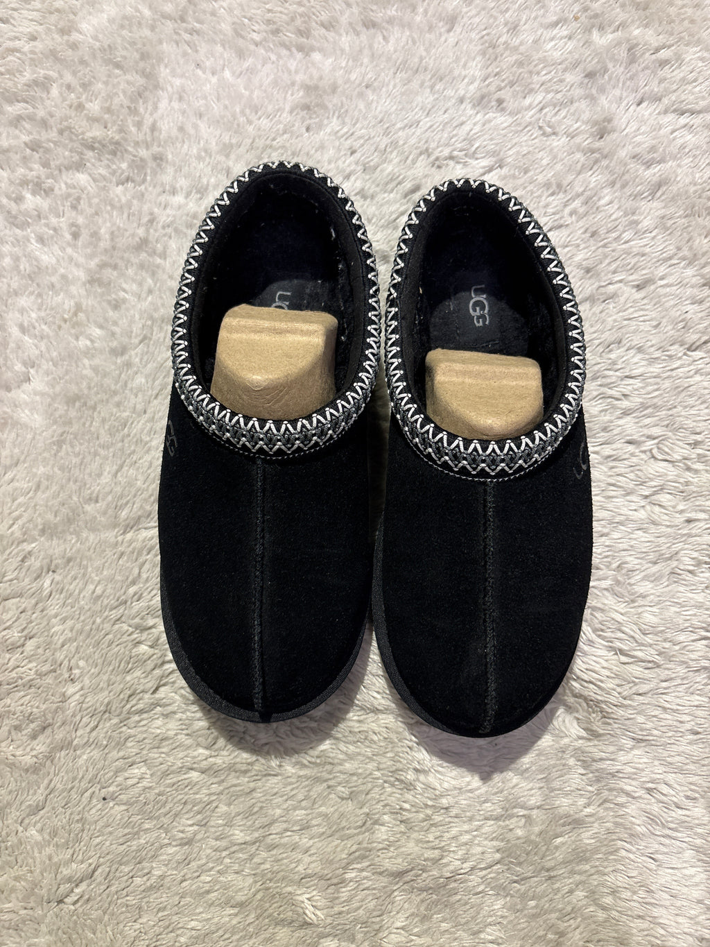 UGG Tasman