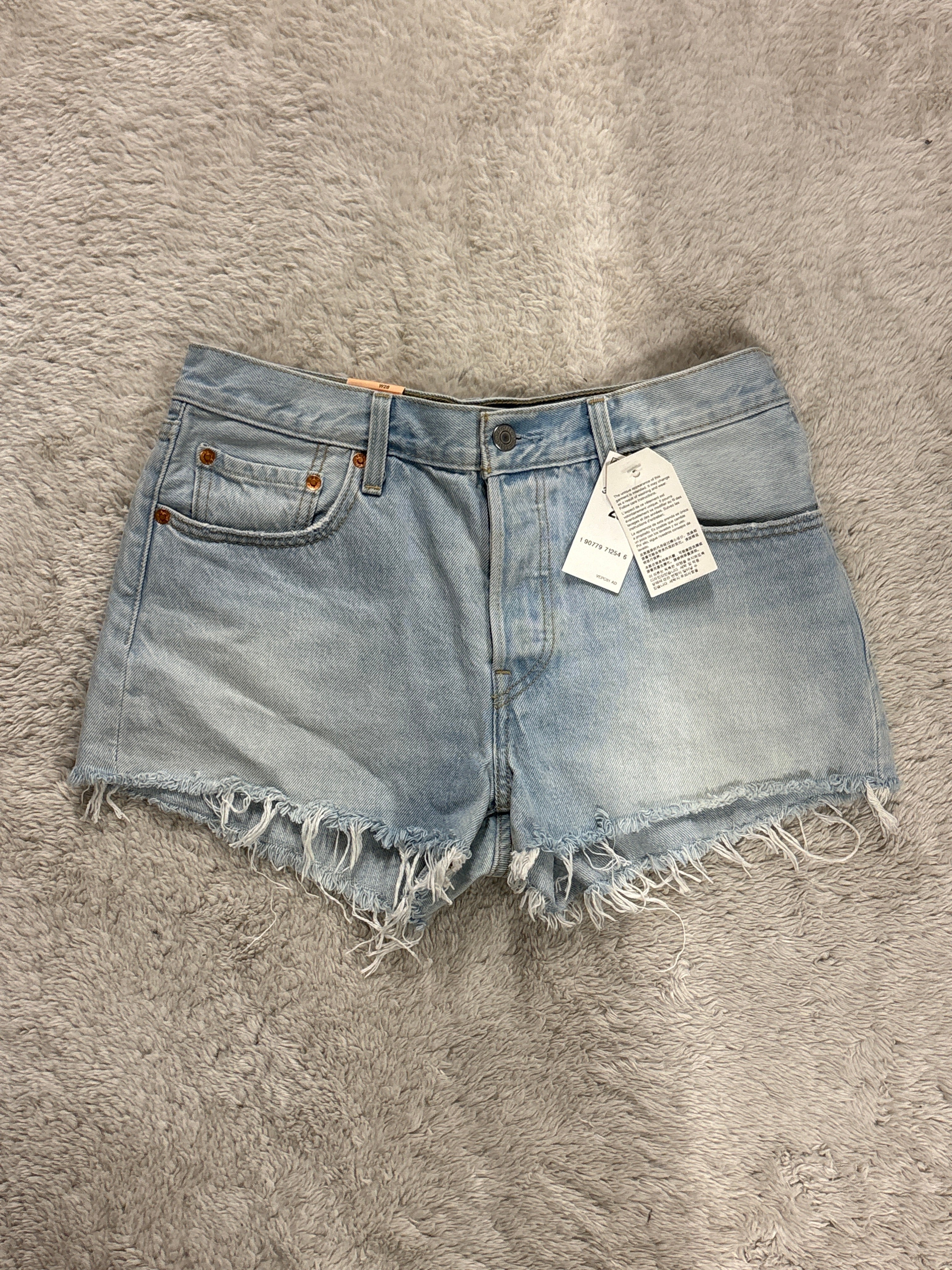 Levi’s shorts