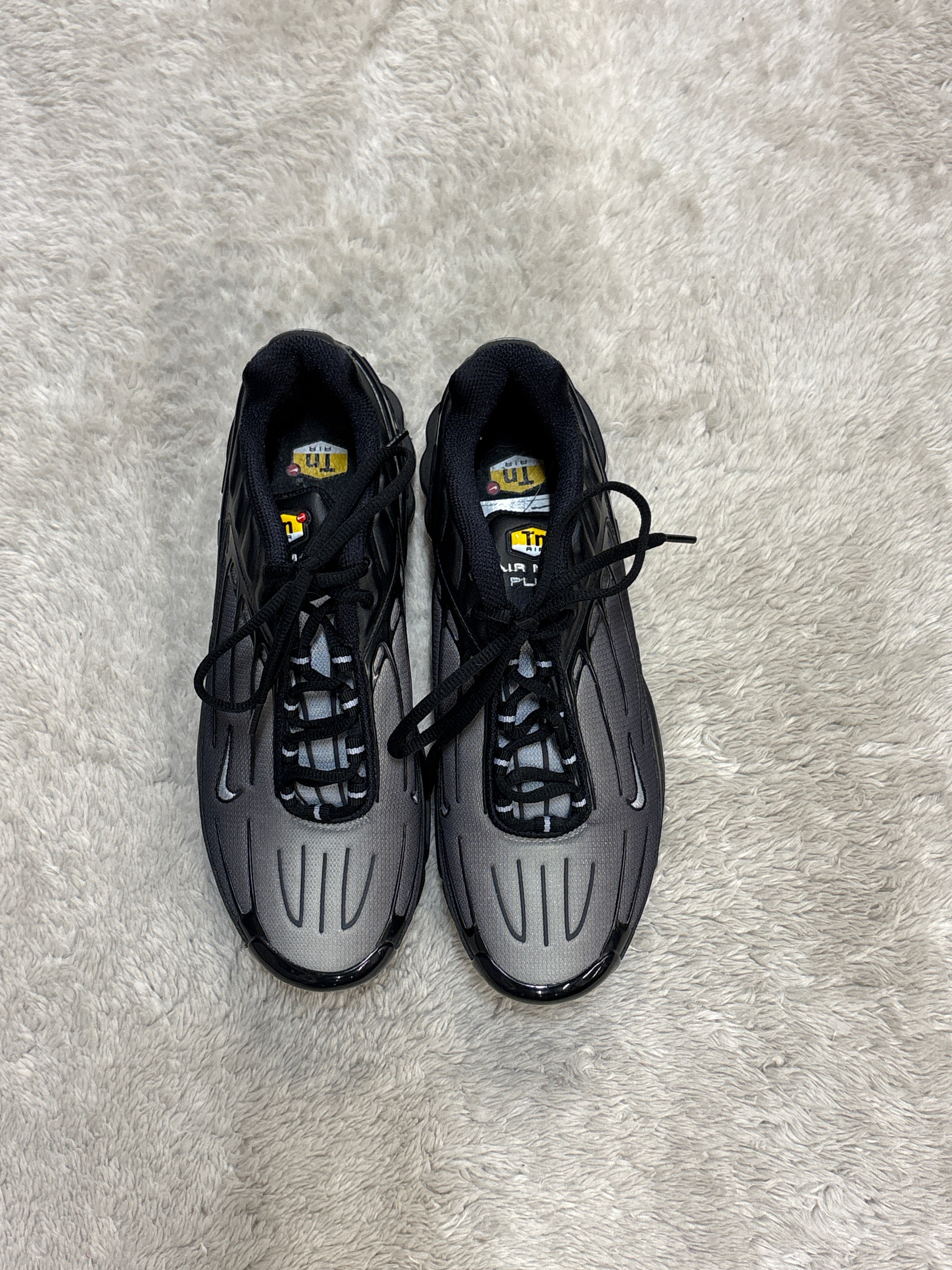 Nike Max Shoes