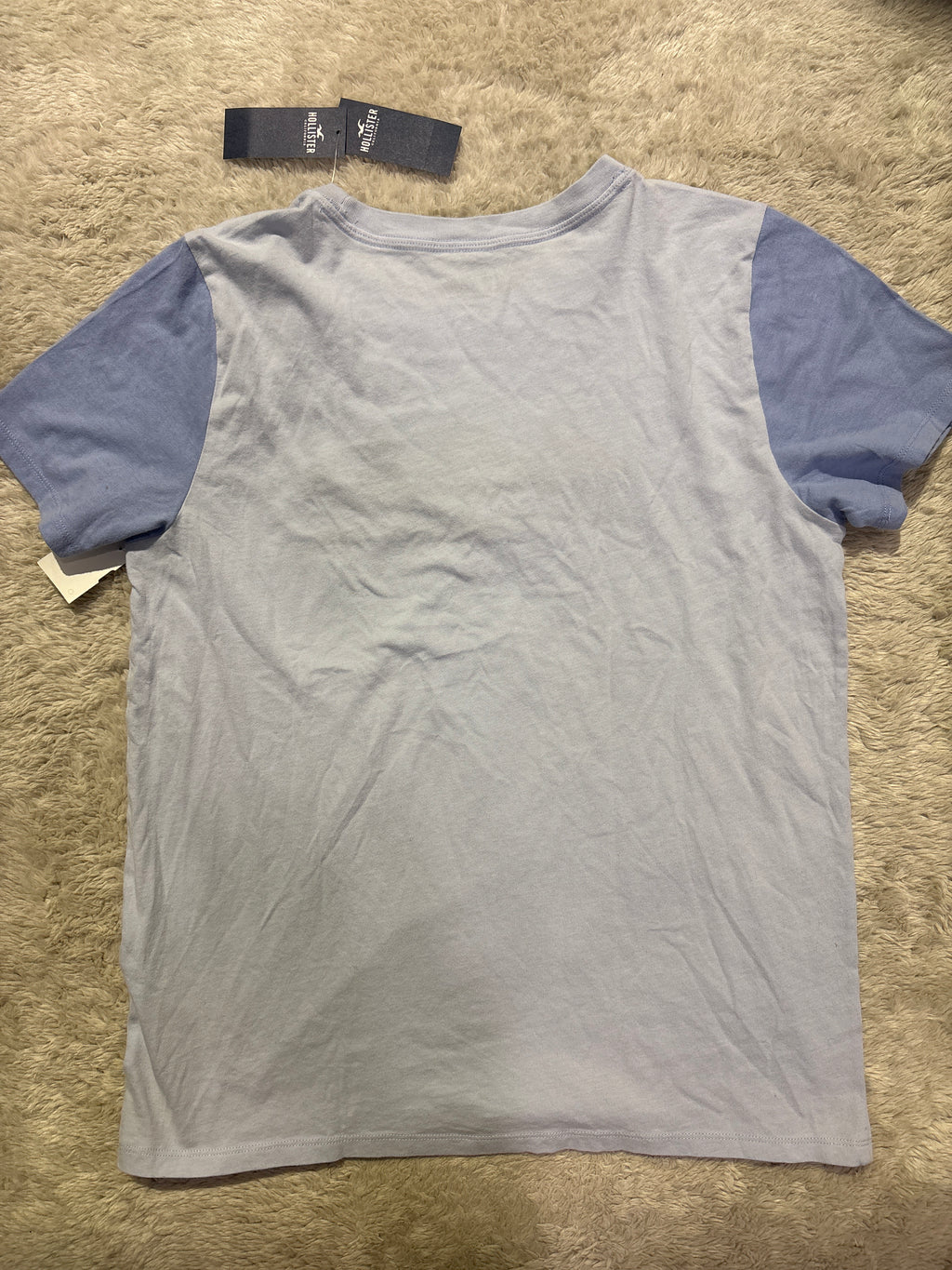Hollister T-Shirt