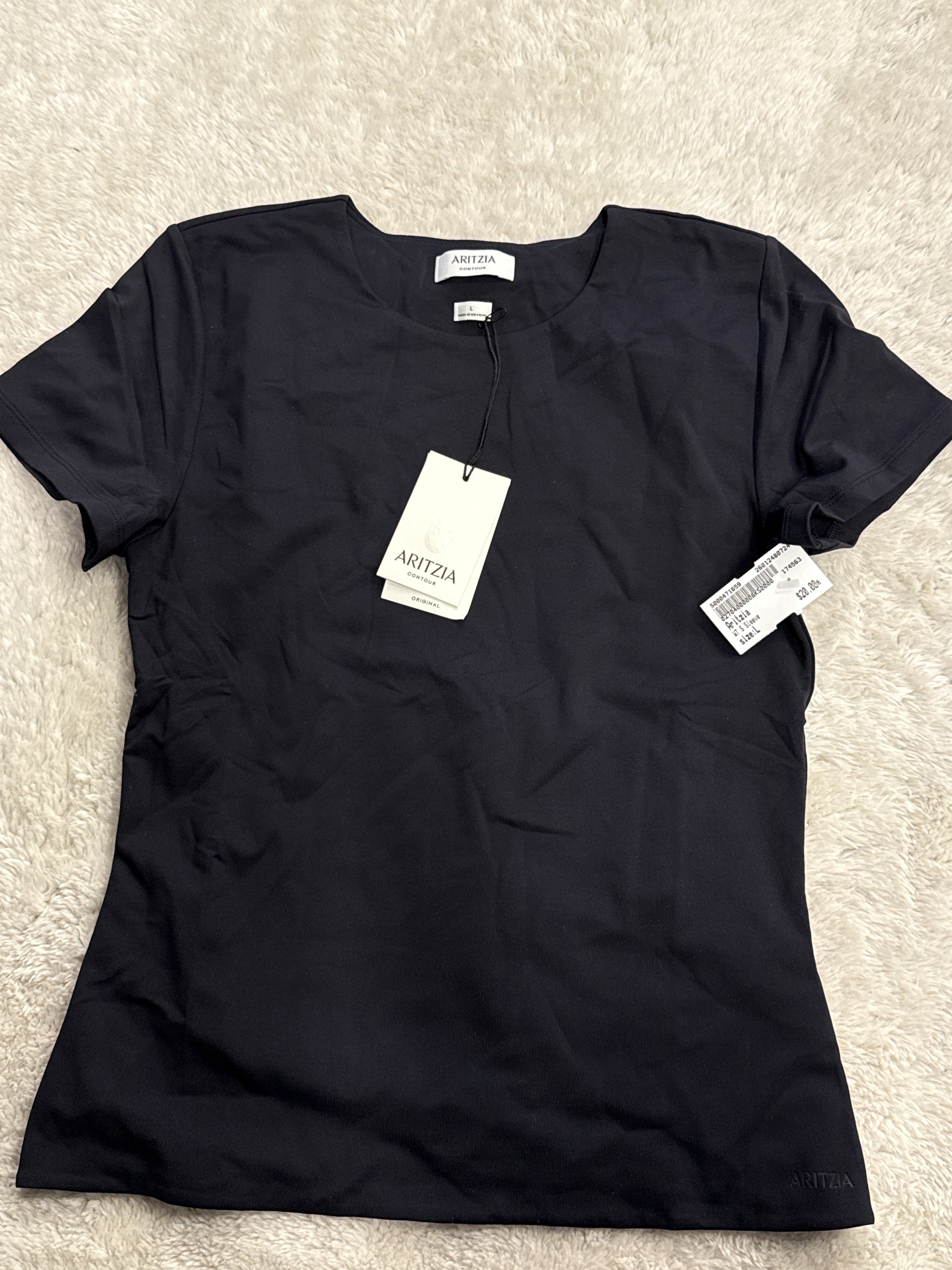 Aritzia Contour Short Sleeve