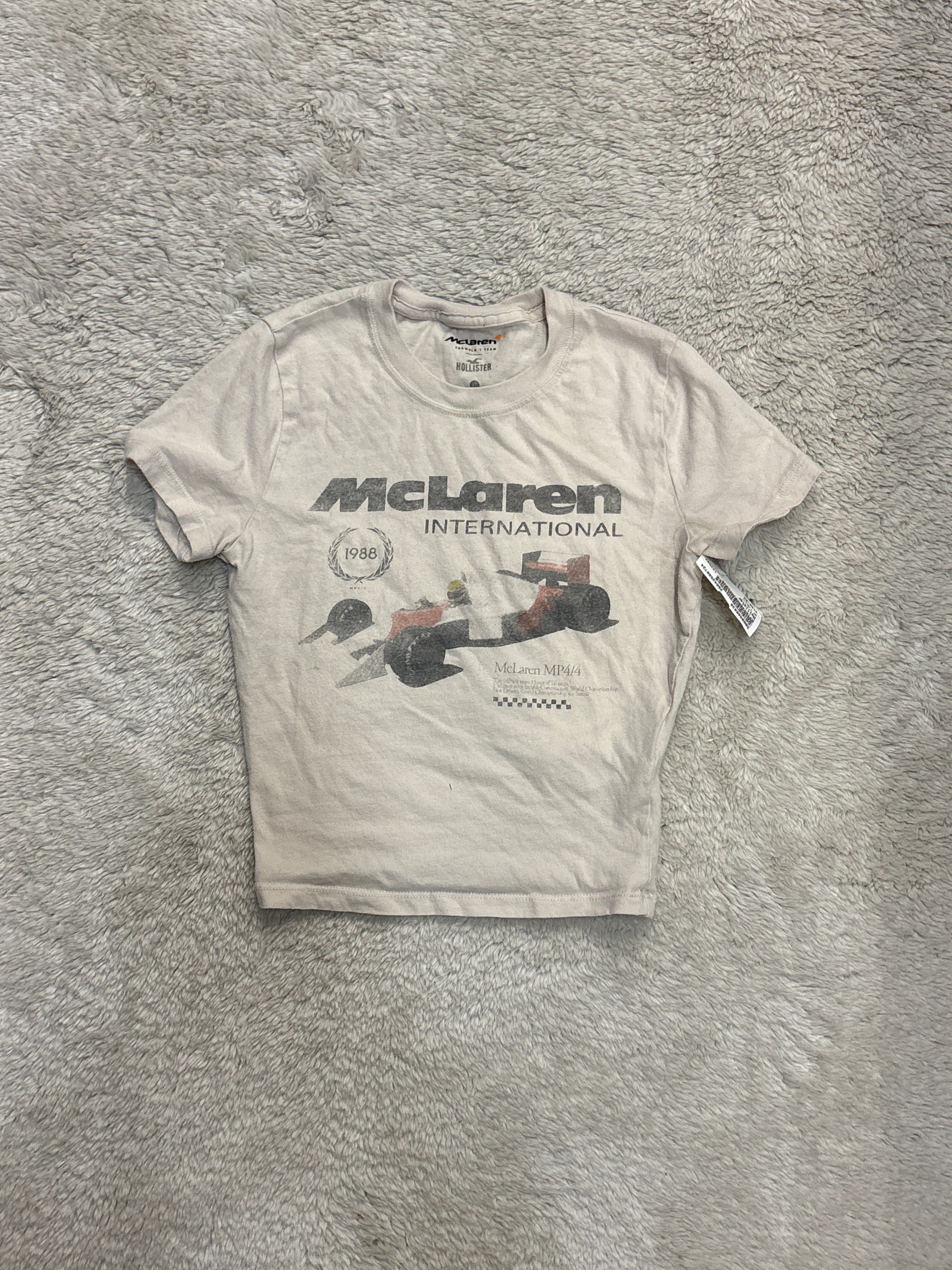 Hollister t-shirt