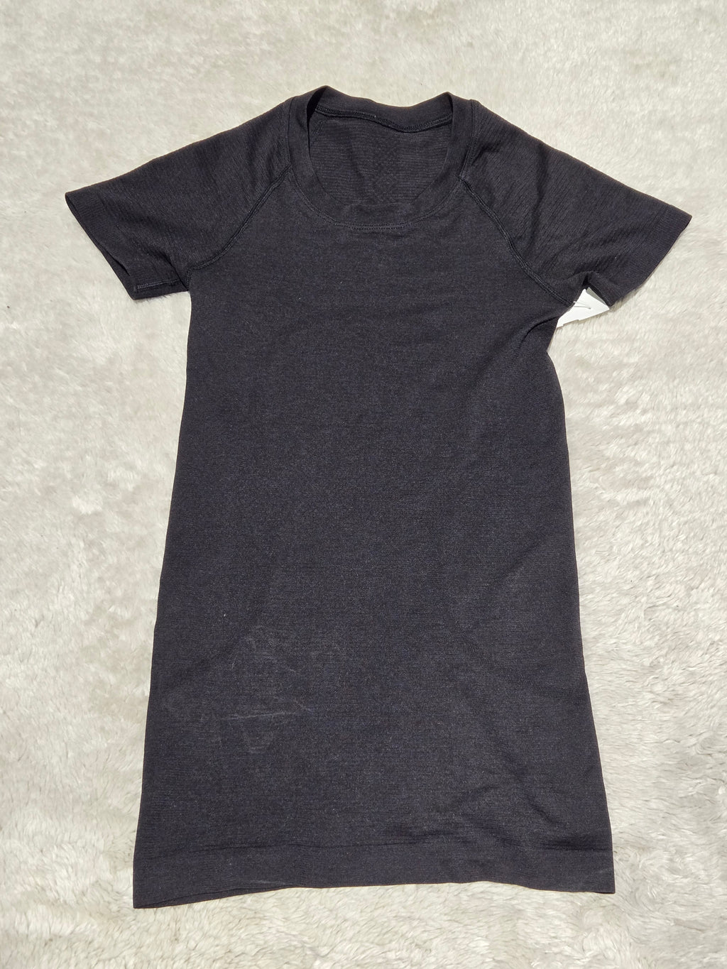 Lululemon T-shirt